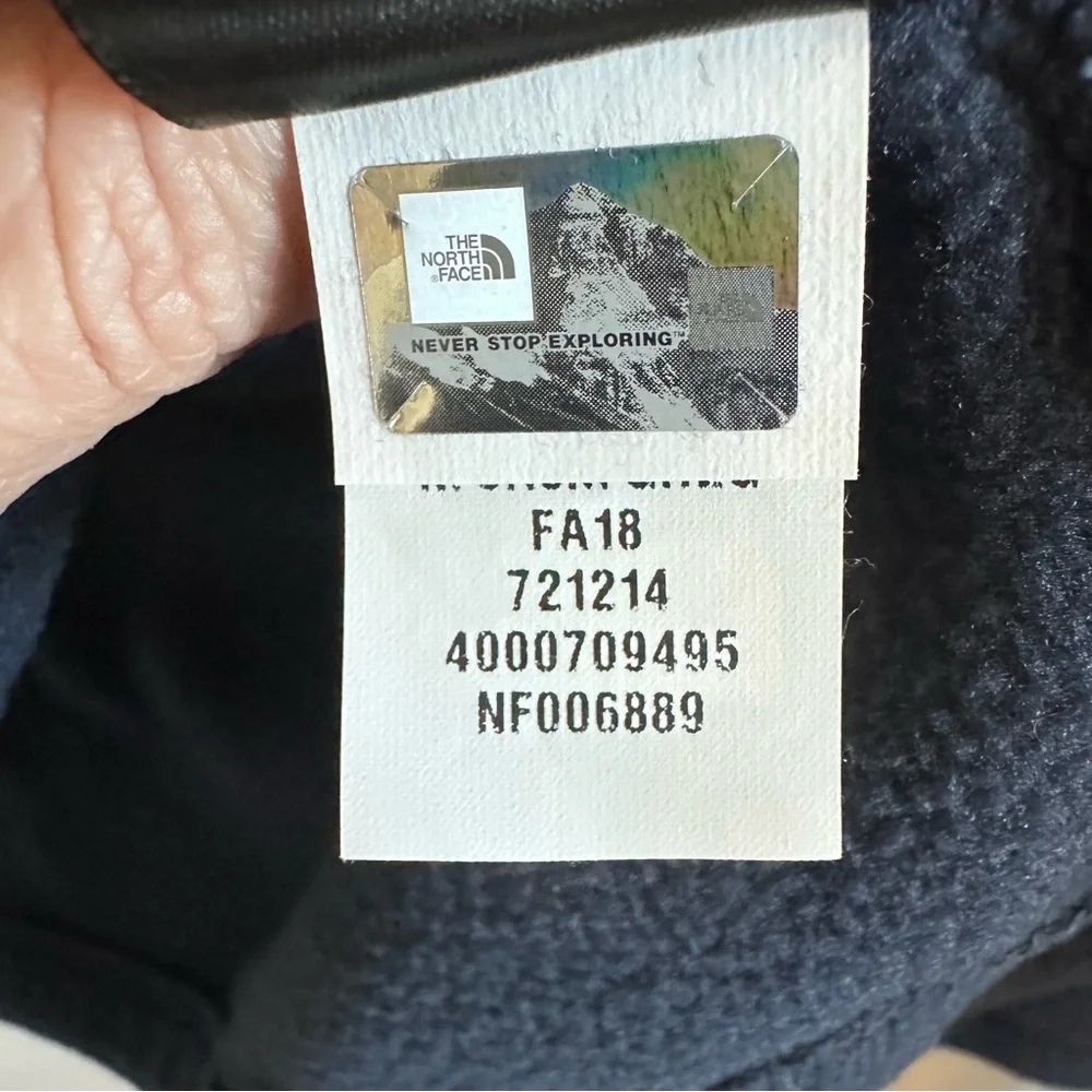 The North Face women’s 200WT Tundra pullover quilted fleece half zip size small‌